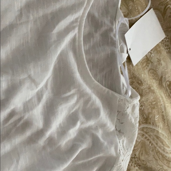 Short sleeved t shirt - Picture 3 of 3